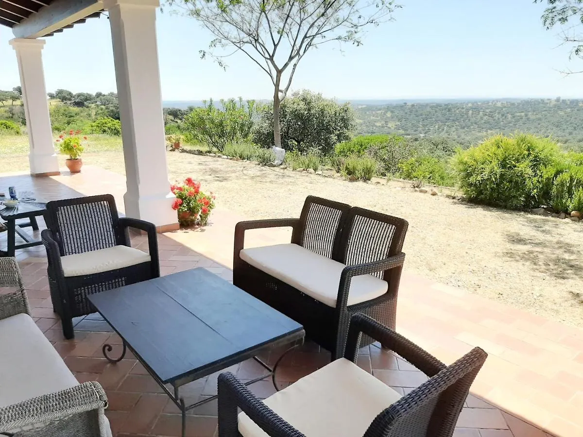 Country house Casa Rural La Aulaga Guest House El Castillo de las Guardas Spain